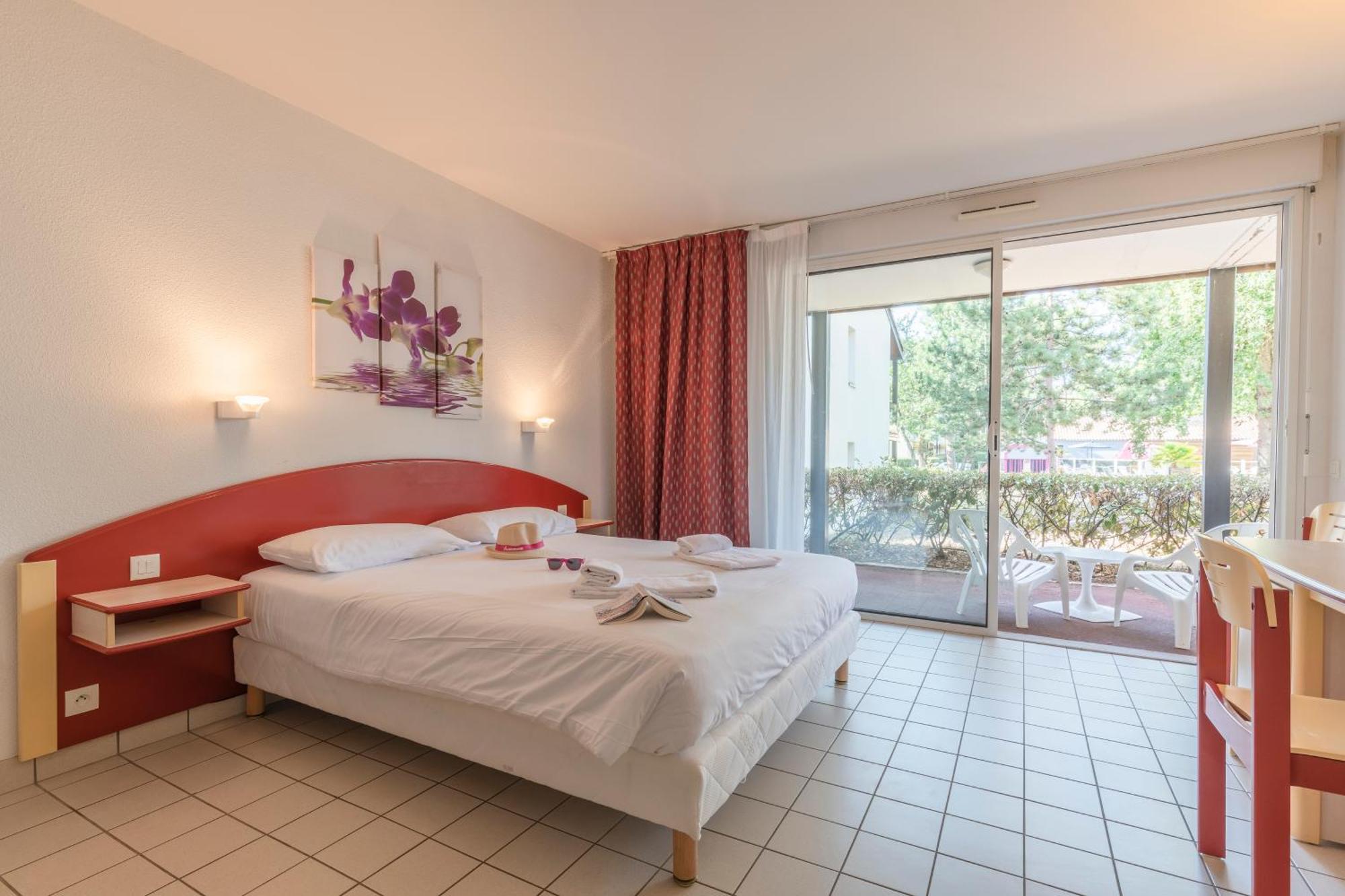 Chambre Double - Accessible aux Personnes à Mobilité Réduite